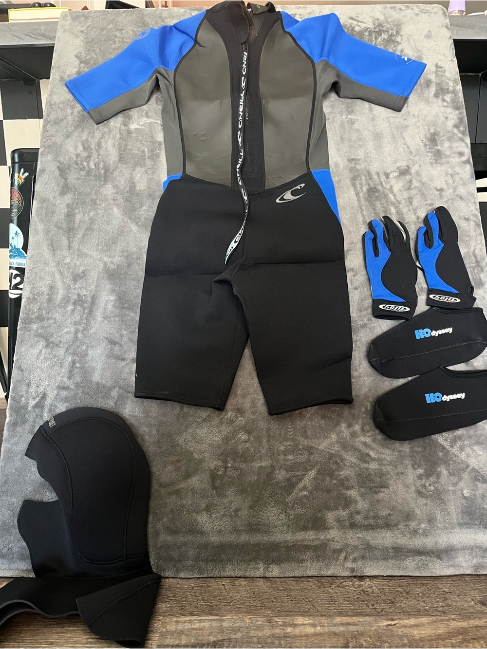 O'Neill Black and Blue Shorty Neoprene Wetsuit Set